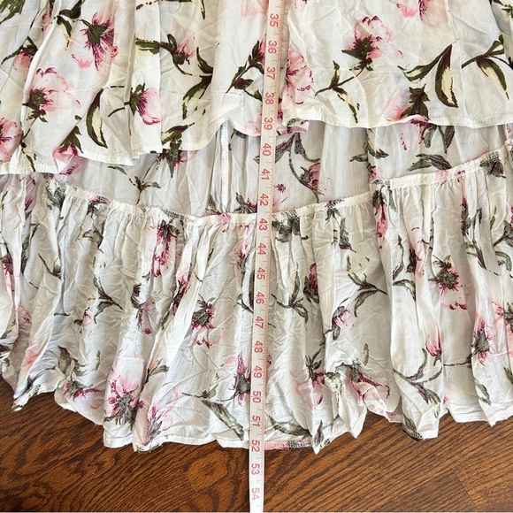 Hello Molly Floral Flare Backless Dress - Picture 16 of 16